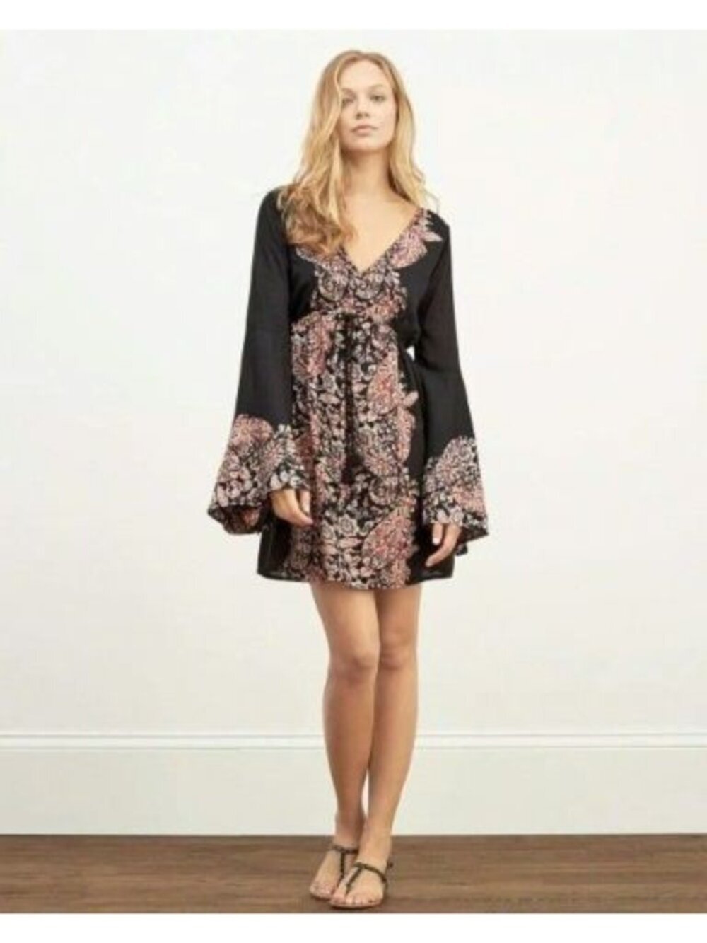 Abercrombie Fitch Boho Mini Dress Large Fits Med Bell Sleeve Paisley Open Back
